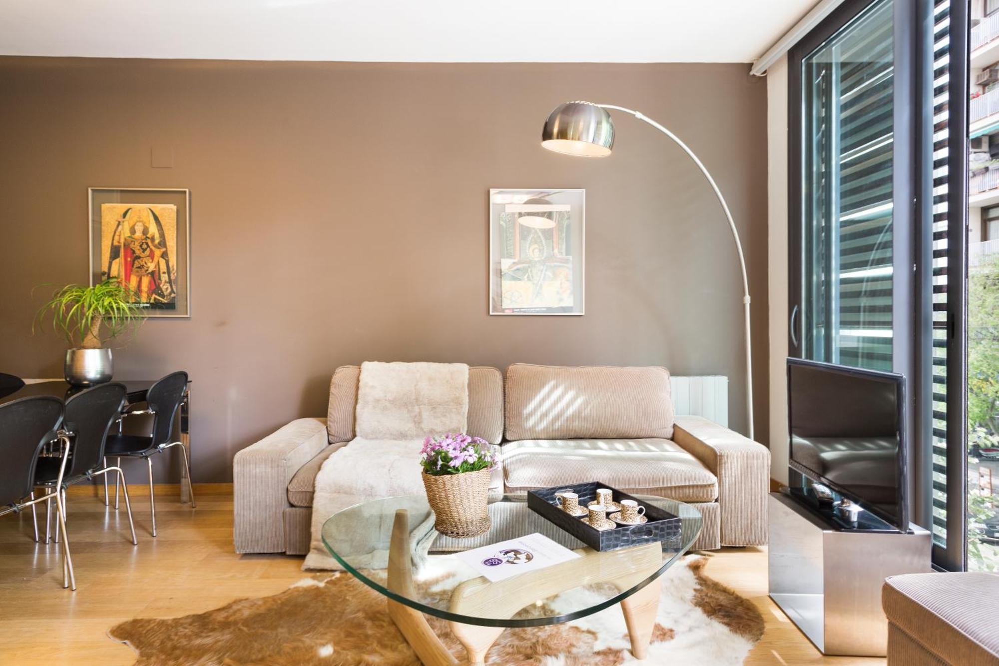 My Space Emirates - Fully Equipped Apartments Near The Beach With Shared Pool บาร์เซโลนา ภายนอก รูปภาพ