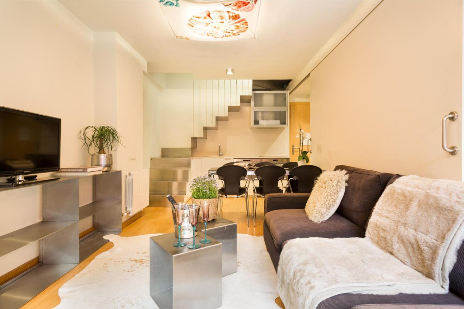 My Space Emirates - Fully Equipped Apartments Near The Beach With Shared Pool บาร์เซโลนา ภายนอก รูปภาพ